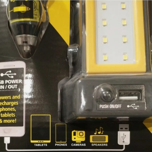 Stanley Rechargeable Flashlight 500 Lumens - Picture 5 of 5